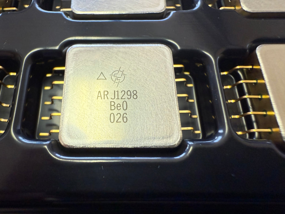 Image of ARJ1298 precision analog integrated circuit
