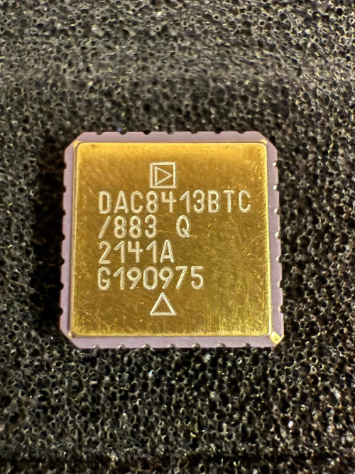 DAC8413BTC-883C | 5962-01-464-2907